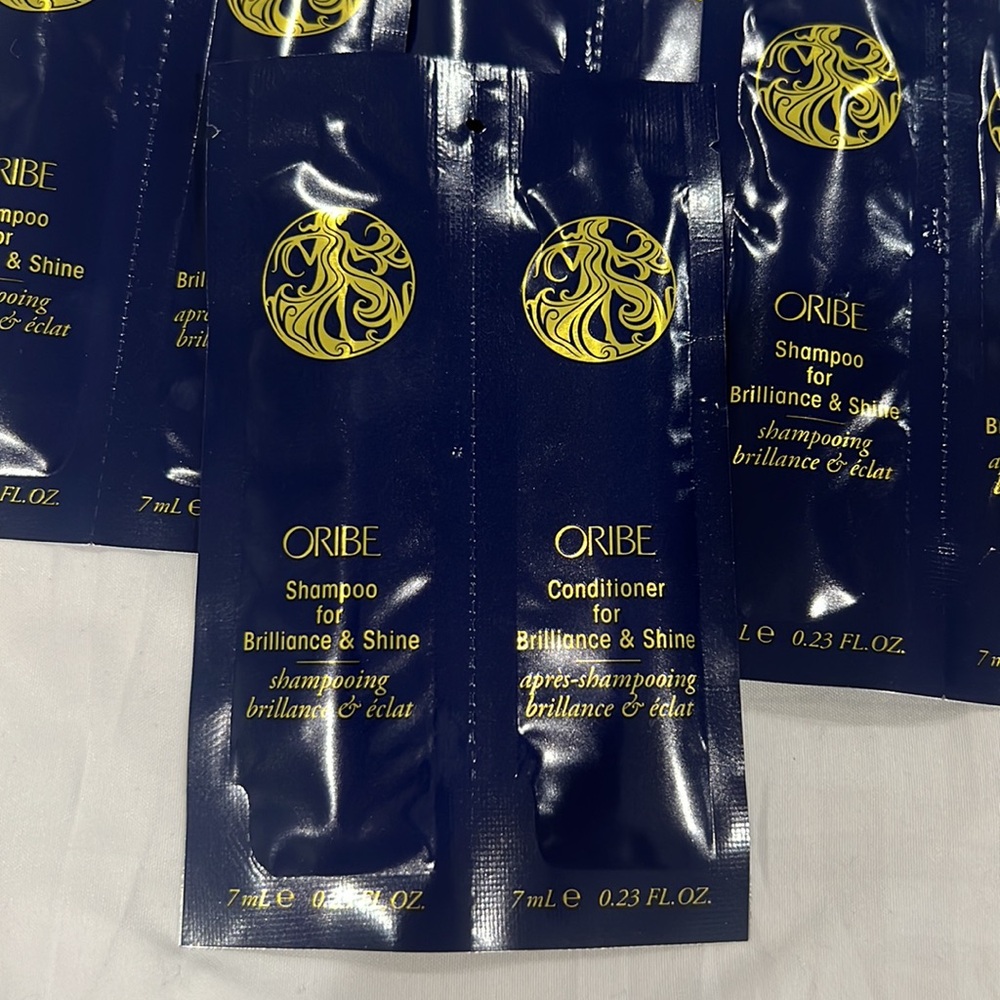 Oribe Shampoo & Conditioner for Brilliance & Shine Sample Size - Picture 2 of 3